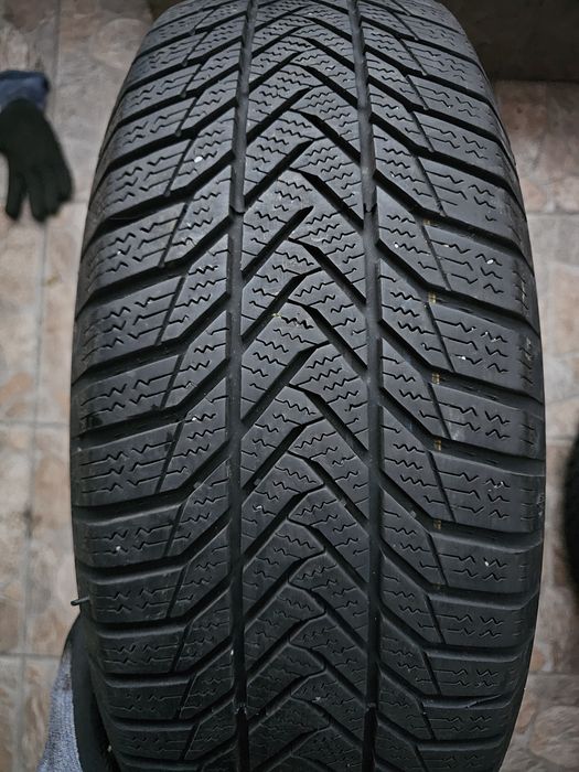 Anvelope EsaTecar 195/65 R15 Iarna
