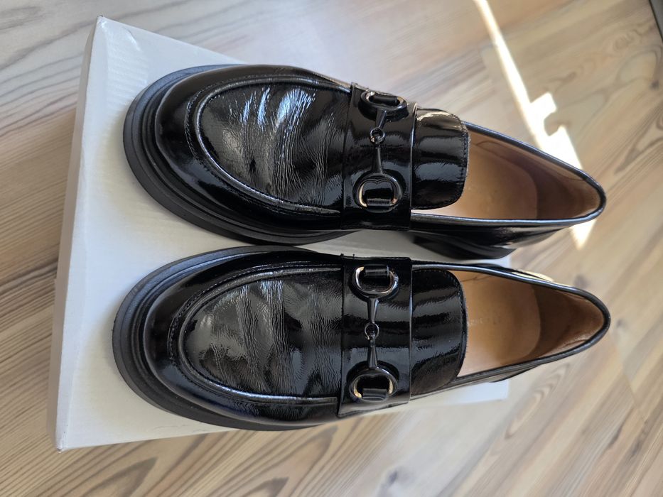 Mocasini din piele