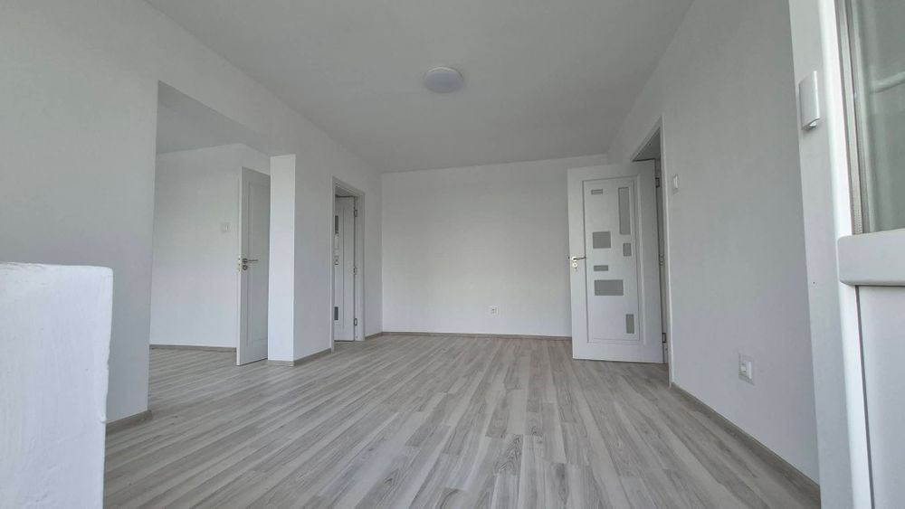Apartament 3 camere Onesti. Super Preț!