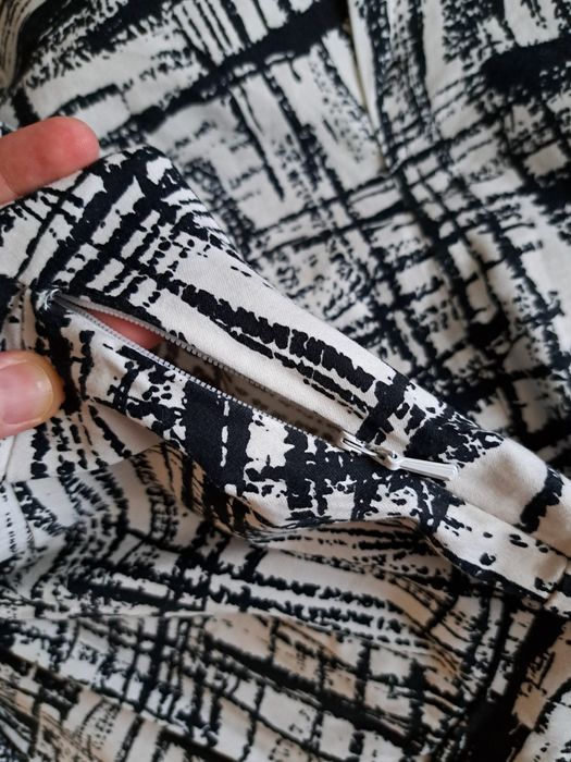 Миди рокля със зебров десен