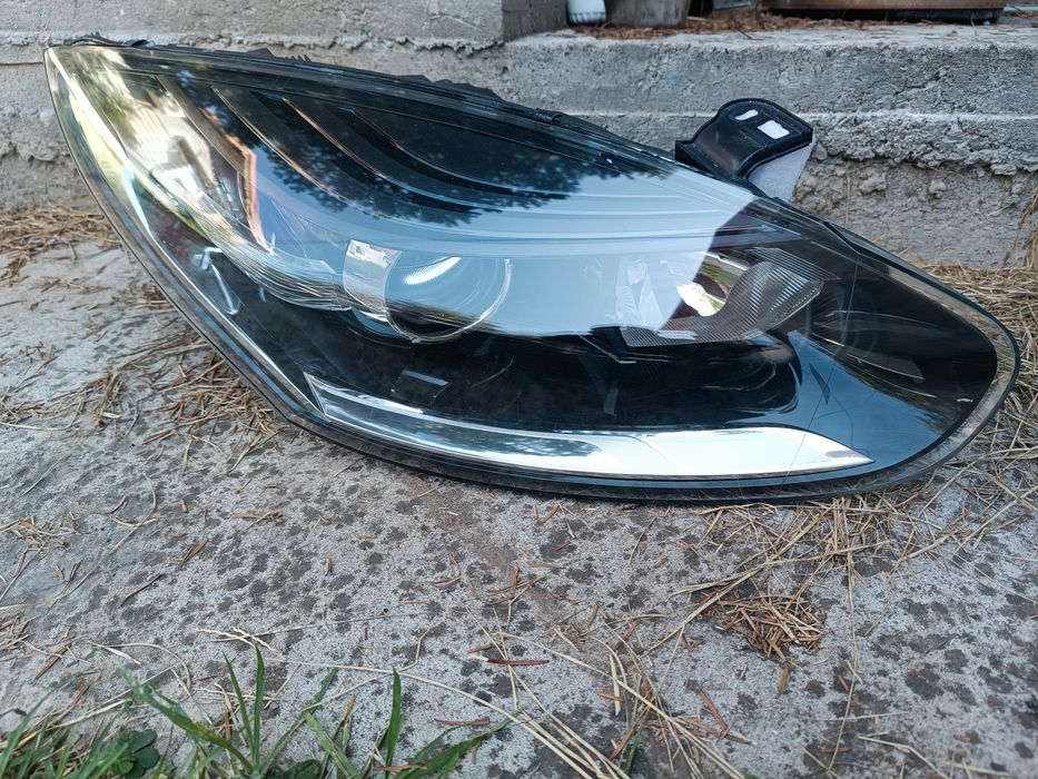 Far Dacia Logan2 Sandero Stepway Duster bara fata Renault Clio4 Clio3 lampa far Renault Megane3 Scenic3 Clio4 Scenic2 aripa Dacia Sandero Stepway3