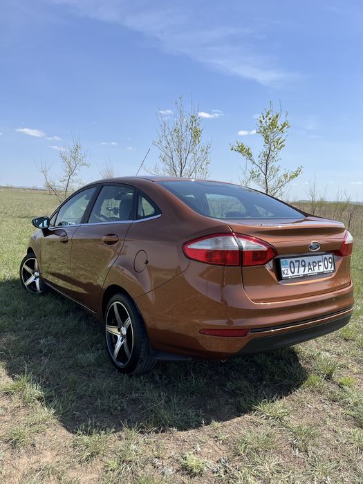 Ford Fiesta 1.6 2015