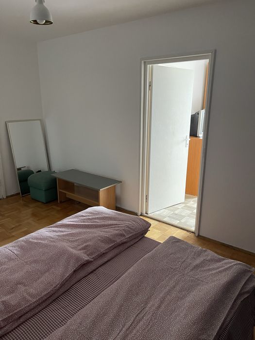 Inchiriez ap 2 cam langa Spitalul Judetean