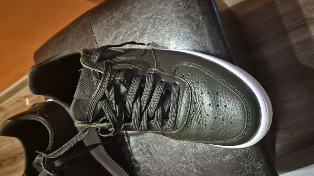 Adidasi Air Force 1 low