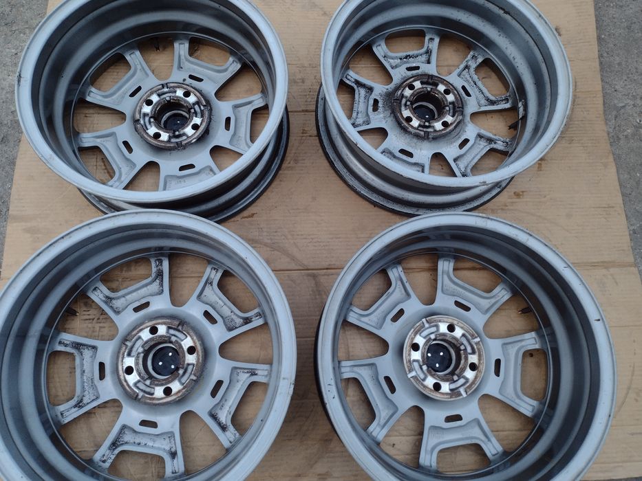 Топ състояние 17-4х108 ЕТ37.5 6j Ford Fiesta