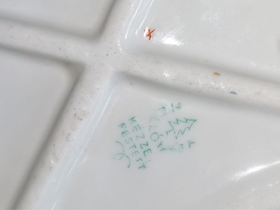 Антикварна порцеланова фигура марка Холохаза Унгария рядка колекция