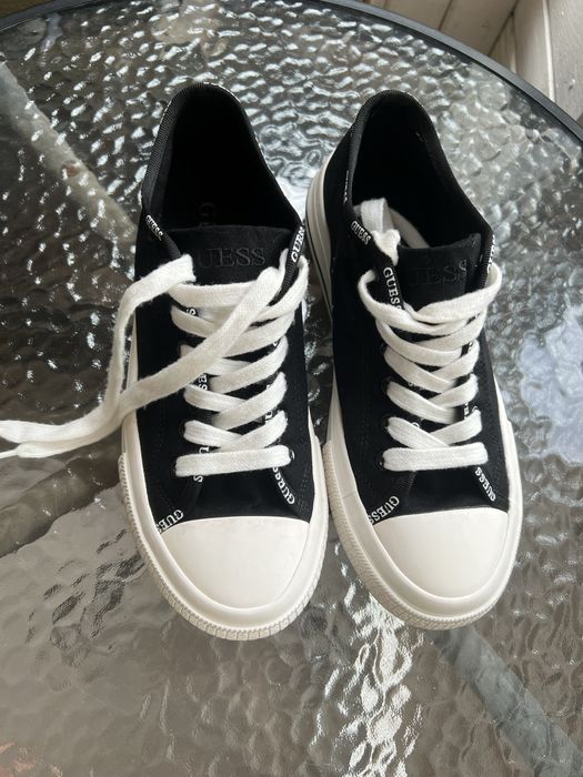 Дамски Сникърси / Кецове Guess