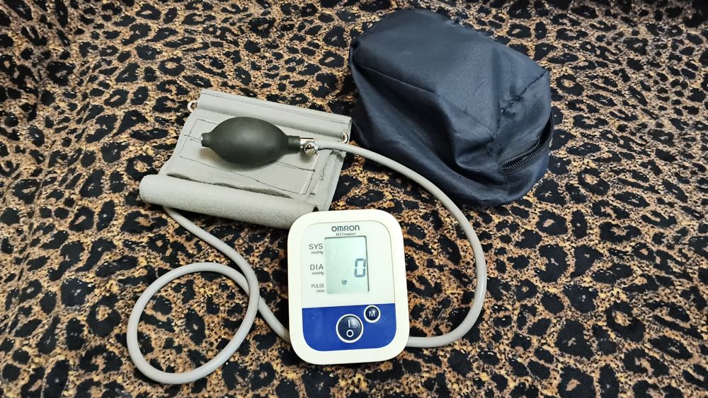 тонометр omron давление