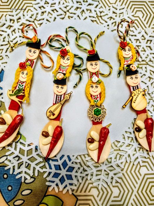 МАРТЕНИЦИ за малки и големи