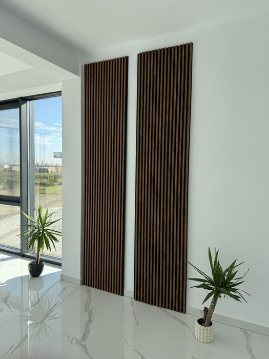 Riflaje decorative riflaj wpc nu mdf rezista la apa imitatie lemn si marmura alba fundal negru nu panză