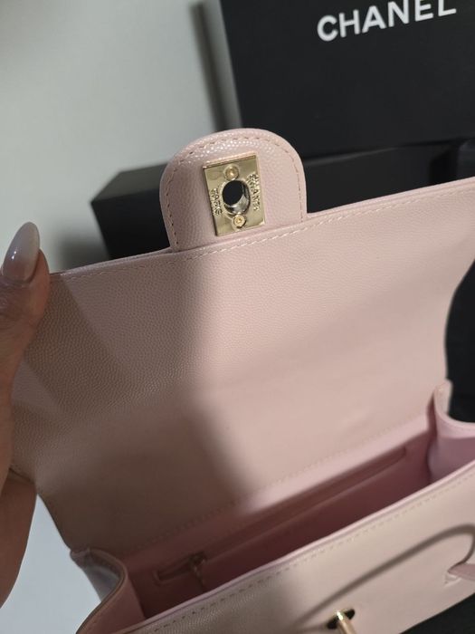 Налична чанта Chanel Preppy Coco pink