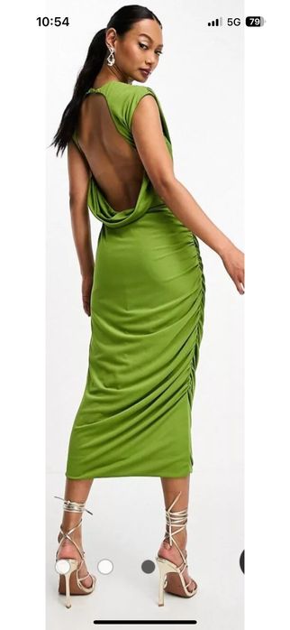 Уникална рокля на ASOS