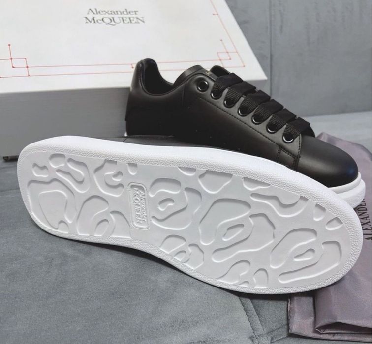 Adidasi Alexander Mcqueen piele naturala negri albi