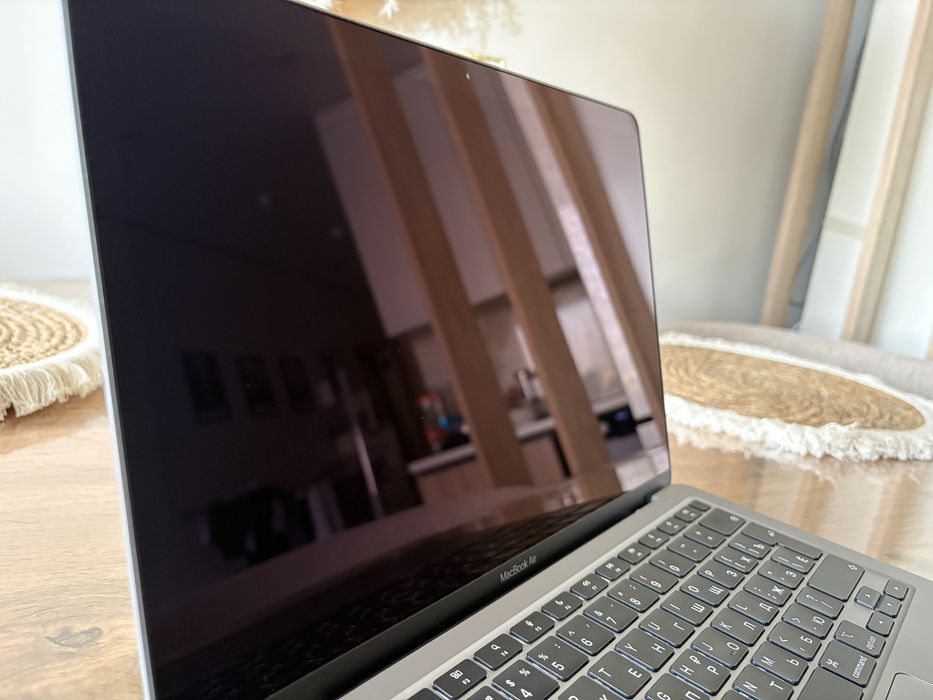 MacBook Air 13” M1 | 8GB | 256GB | Space Gray