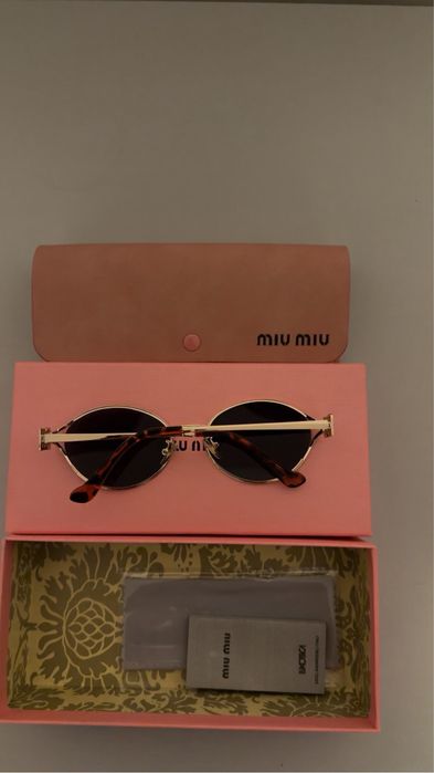 Ochelari de soare Miu Miu