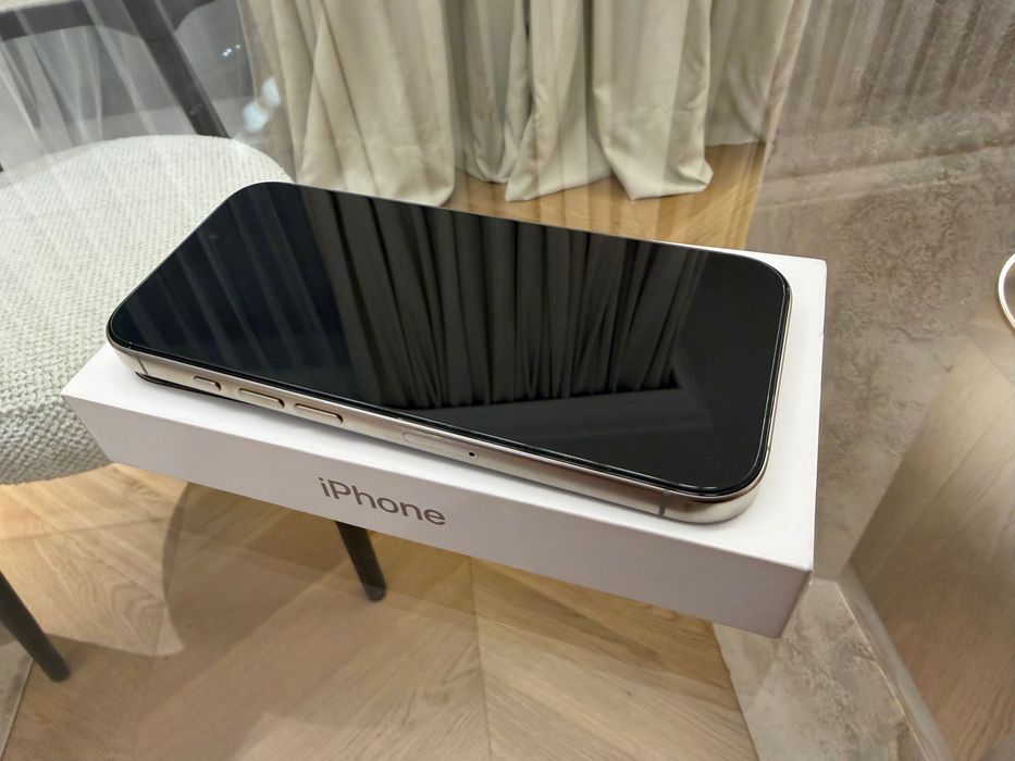 iPhone 16 pro 256GB Natural Titanium - Като н ов , EU version