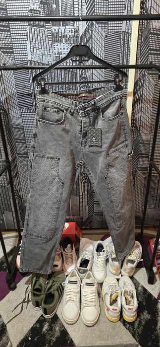 vand blugi louis viiton