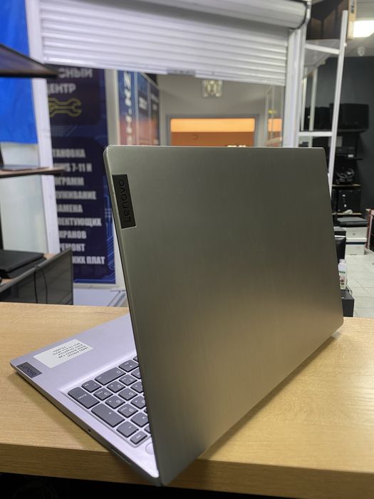 Ноутбук Lenovo AMDAthlon/RAM8/SSD128/AMDGraphics