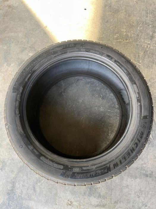 Michelin PilotAlpin SUV 305/40/20 275/45/20