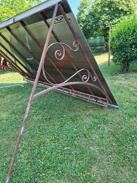 Copertina metalica