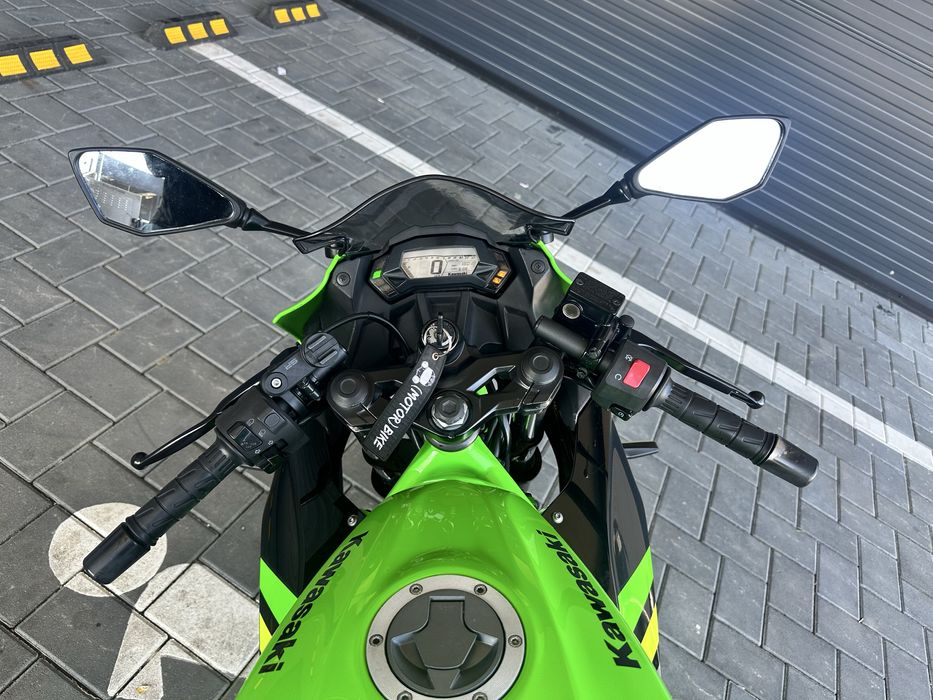 Kawasaki Ninja 125 2019' ABS