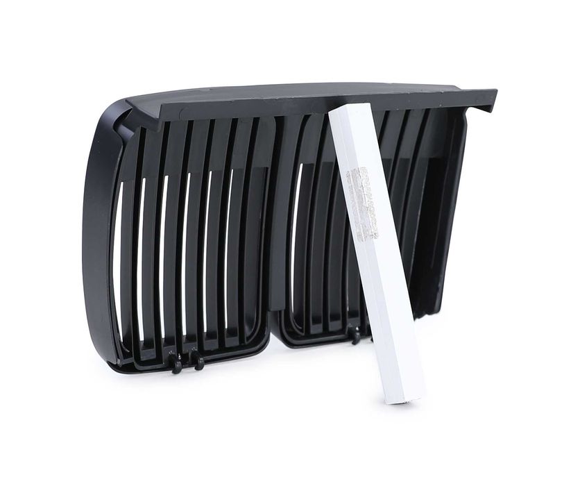 Бъбреци БМВ Е30 Черен Мат и Гланц Спортни Нови BMW E30 Решетка