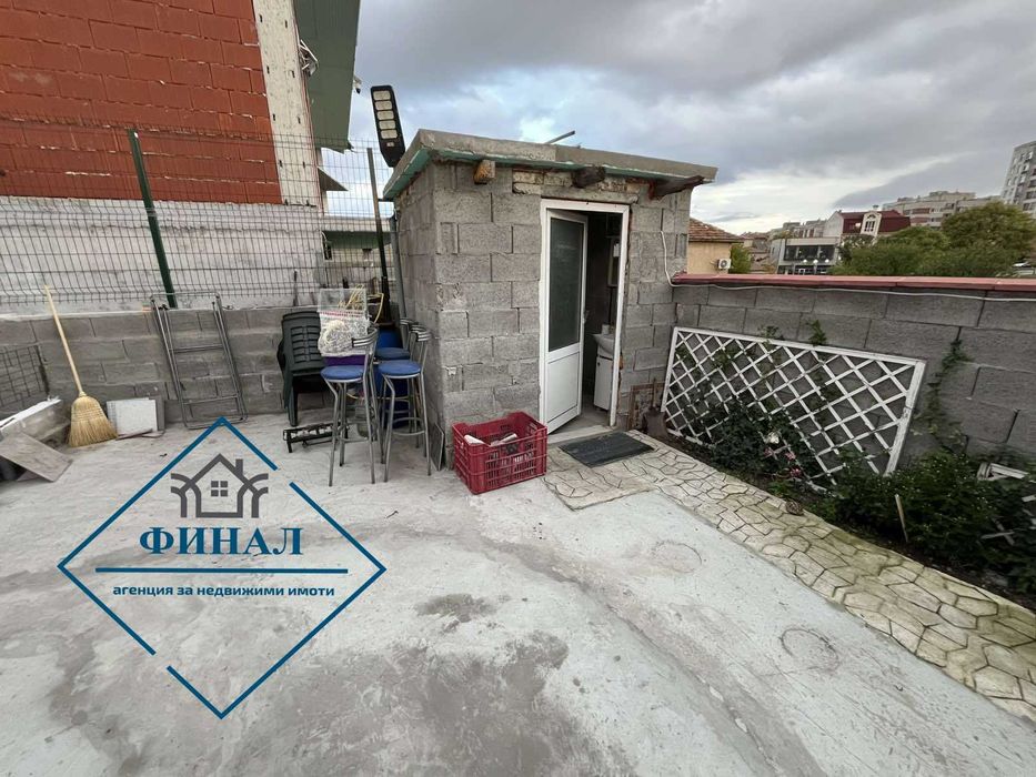 Продава се Къща в Шумен, Топхане - 70 кв.м за 1093 €/кв.м - Снимка #3