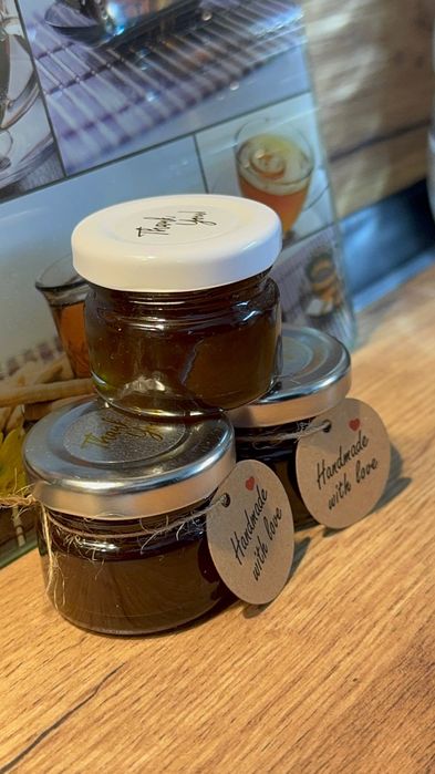 Мас,невен,пчелен восък и кокосово масло