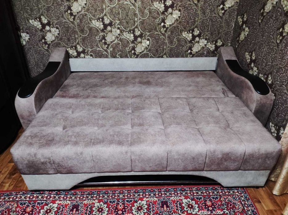 Продается диван с ящиком