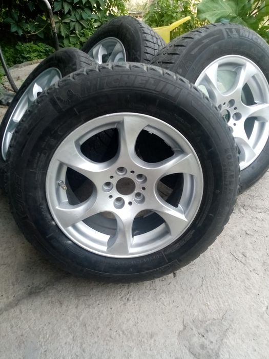 Продам шины зима