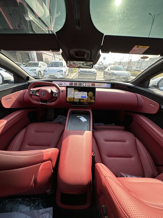 Avatr 12 Ultra 2025 Electrocar в наличаи от Terra Auto