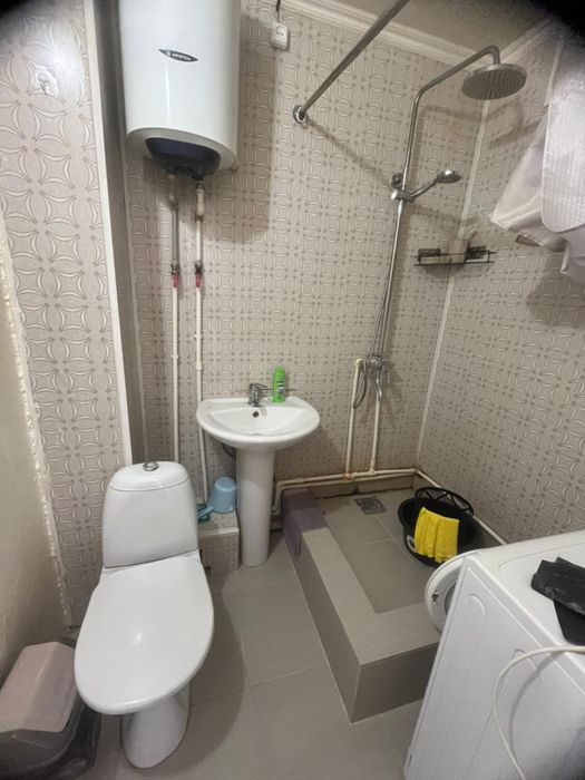 1 мкр 23 дом 35 кв  2 этаж центр