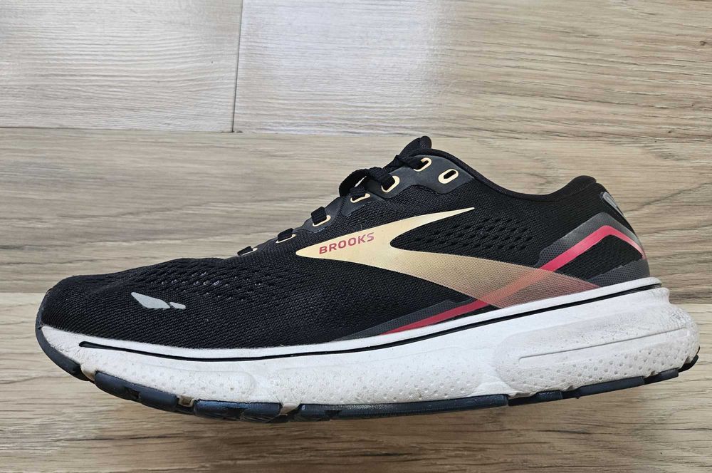 Дамски маратонки Brooks Ghost 15 - 40