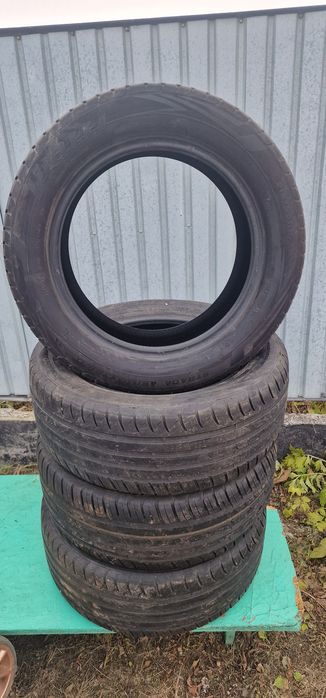 Продам шины 215/55 R16