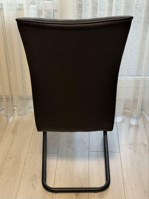 Трапезни столове – 6 бр., употребявани