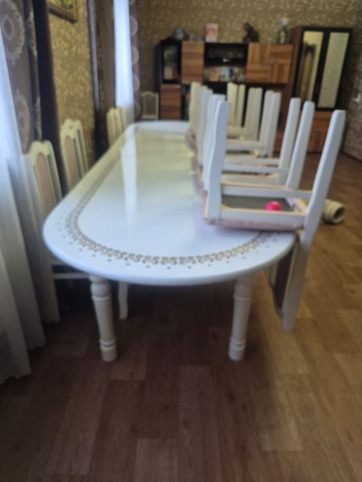 Продам стол со стульями