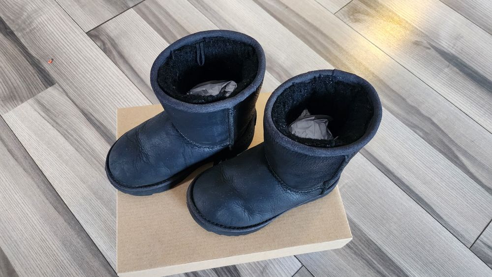 Ботушки Ugg  номер 26