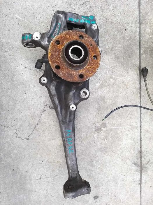 Fuzeta dreapta fata 2.0 tdi audi a4 b8 8k r8k0407258g