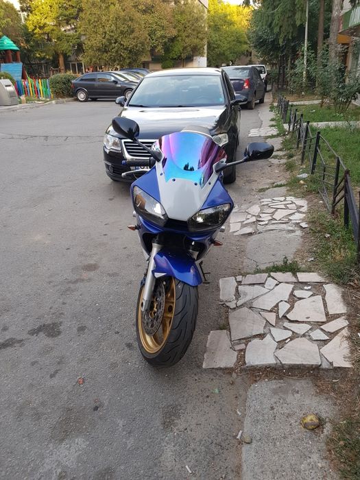 Yamaha R6  din 2002