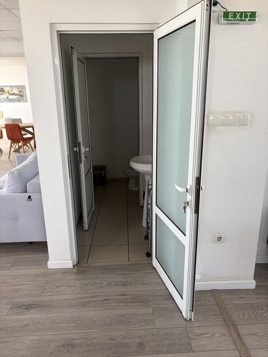 Inchiriez spatiu comercial