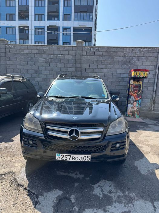 Mersedes benz Gl 550