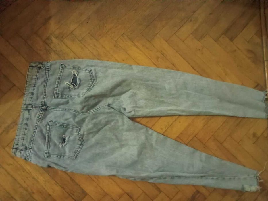 Сиви дънки размер М