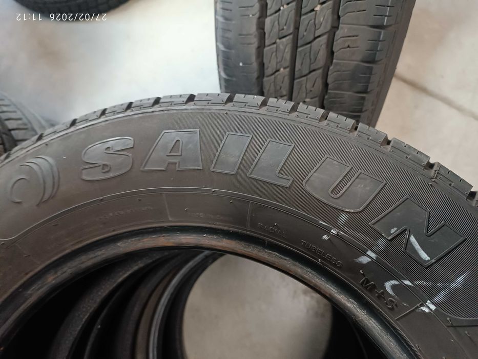 2бр.летни гуми 225/65/16C Sailun