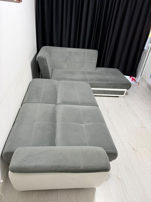 Vand coltar imitatie alcantara si piele alba
