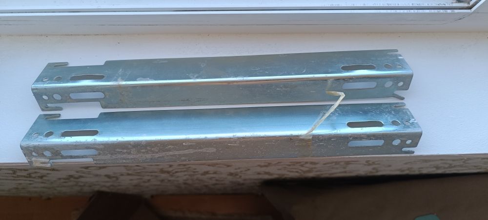 Крепления для стальных батарей