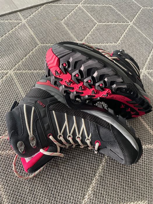 Дамски туристически обувки CMP