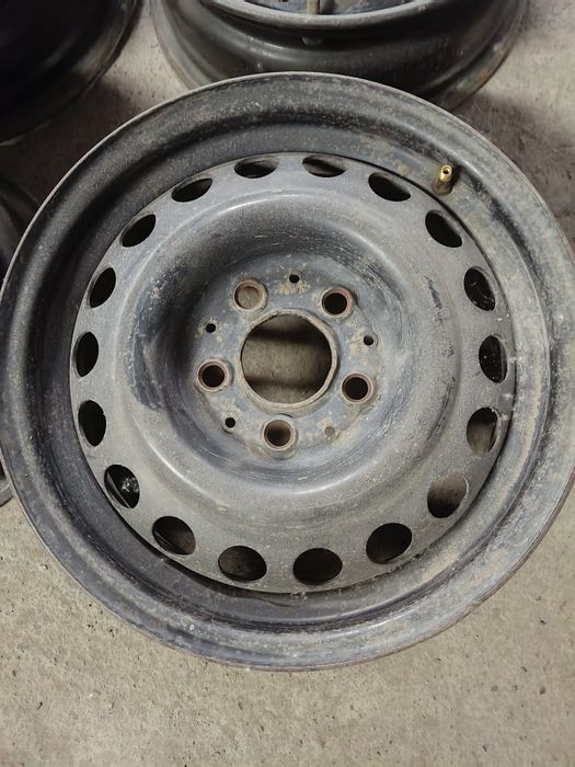 Продам диски на Мерседес 124 R-15