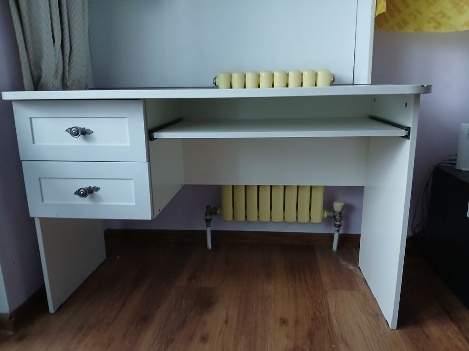 Продам стол для компьютера или учёбы