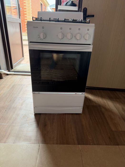 Срочно продам газ плиту