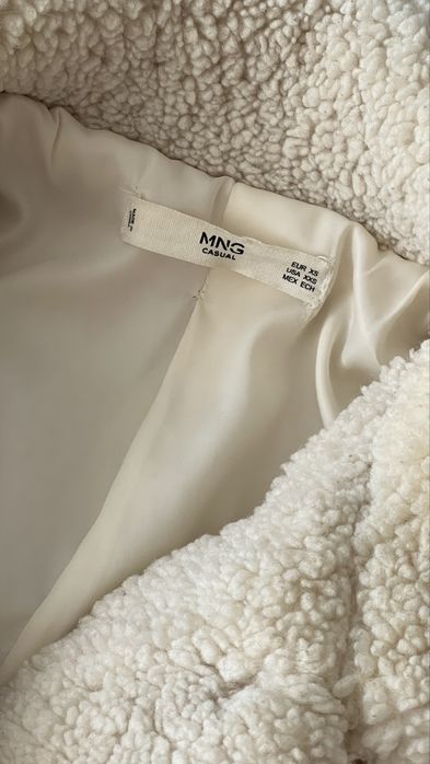 Шубка тедди Mango